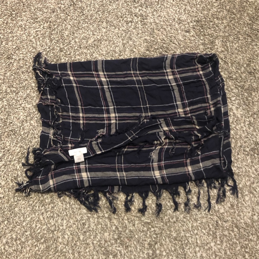 Sole Society Navy Blue Plaid Oversized Blanket Scarf